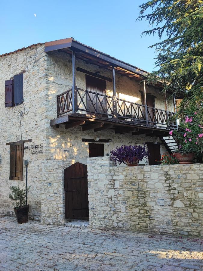 Liakoto Guest House Panayia Luaran gambar