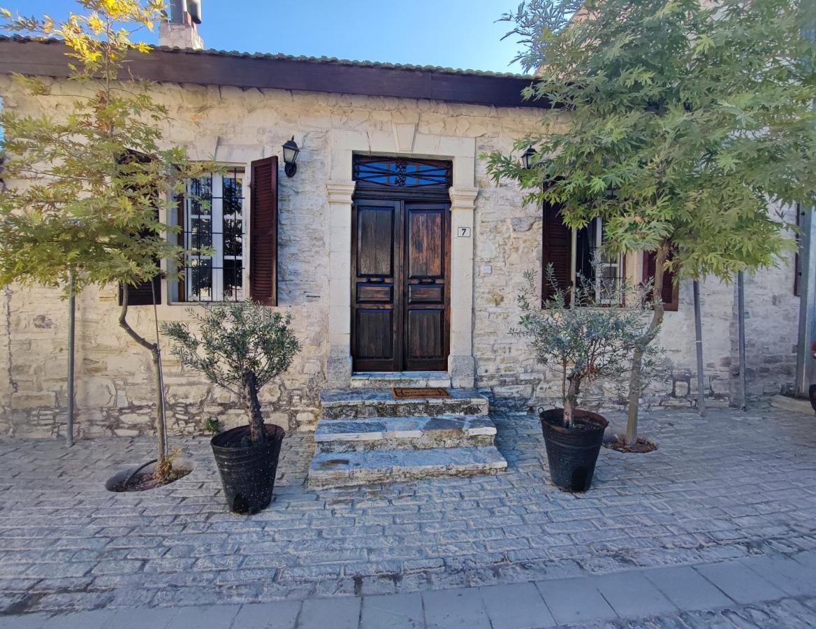 Liakoto Guest House Panayia Luaran gambar