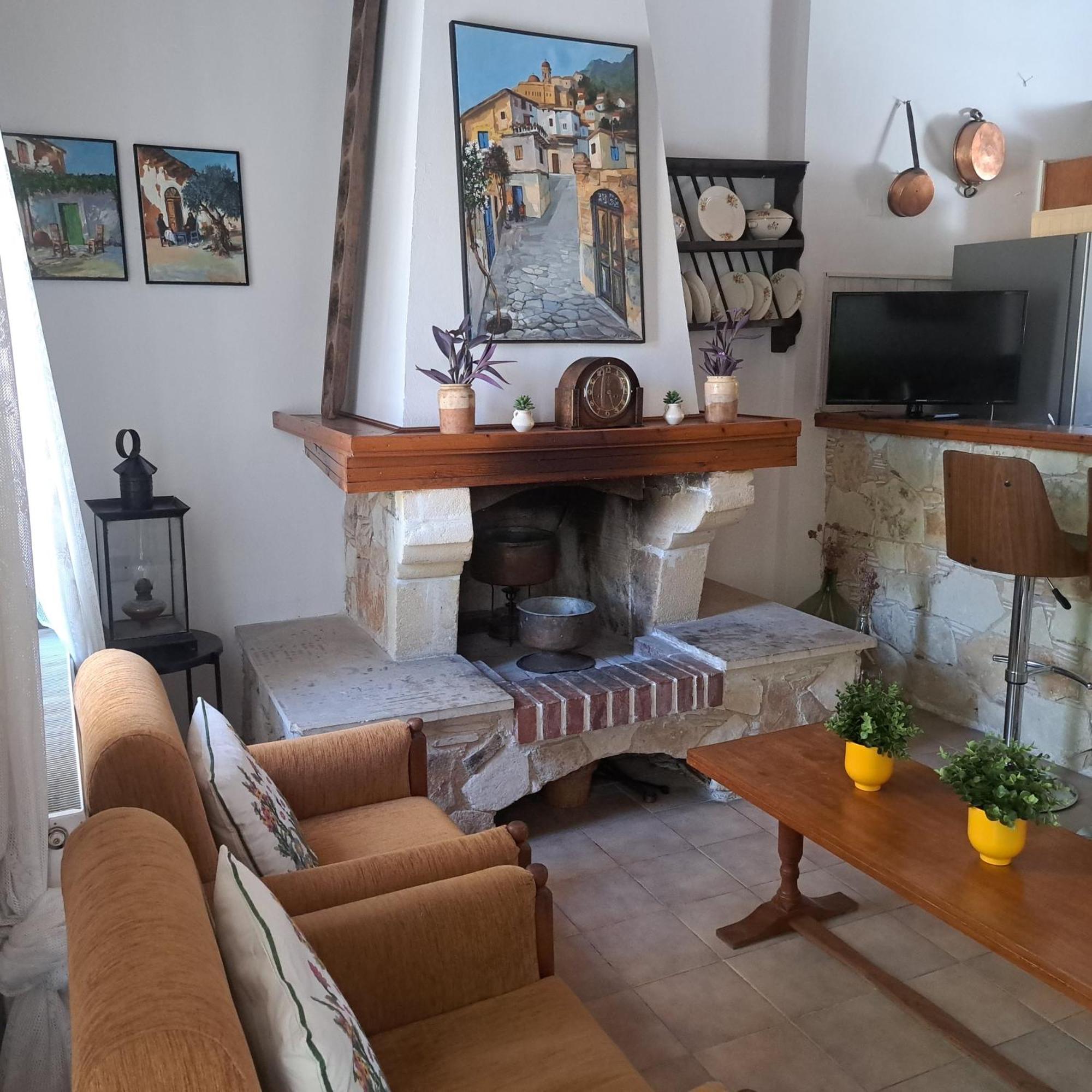 Liakoto Guest House Panayia Luaran gambar