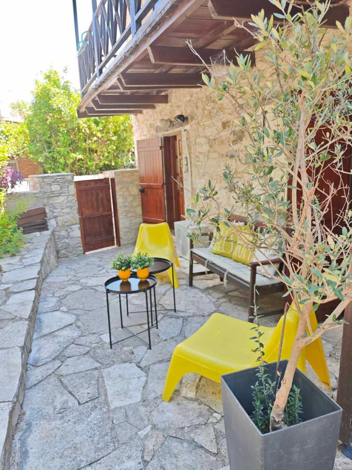 Liakoto Guest House Panayia Luaran gambar